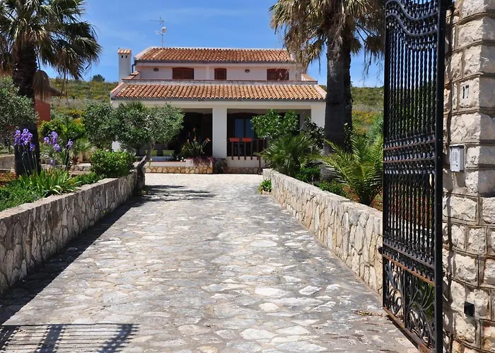 Villa Cala Rossa Antonella *